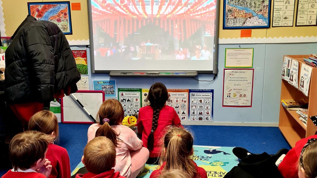 Dynamic digital content for primary schools